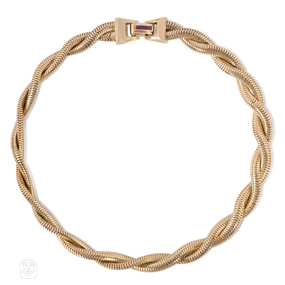 Women’s minimalist necklaces-Retro gold snake link necklace with ruby-set clasp