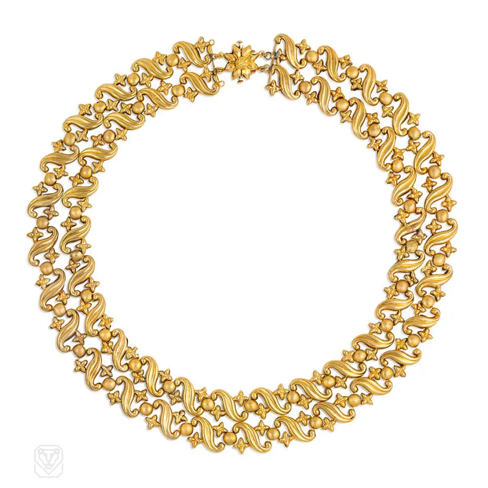 Women’s diamond tennis necklaces-Antique gold repoussé link necklace