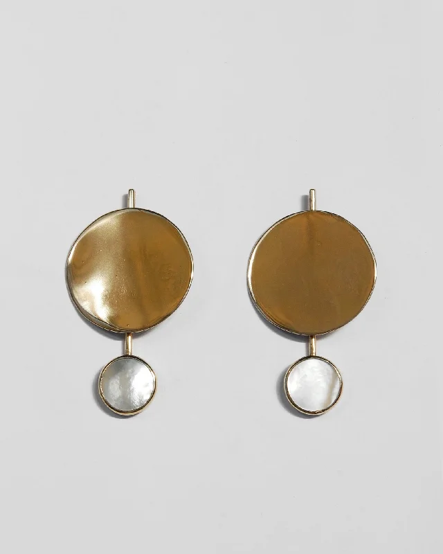 Women’s stud earrings-Filia Earrings in Mother of Pearl