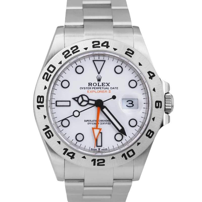 Unisex silver metal watches-MINT 2022 Rolex Explorer II 42mm POLAR WHITE Stainless Steel GMT Date 226570