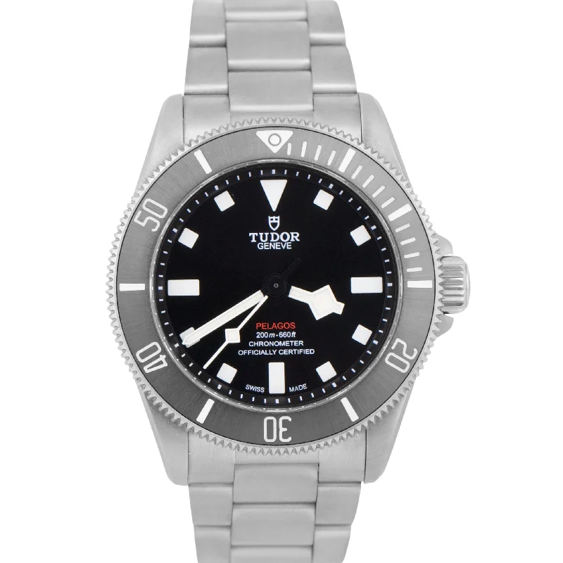 Unisex black watches-MINT PAPERS Tudor Pelagos Black Titanium 39mm 25407N Automatic Rubber Watch BOX