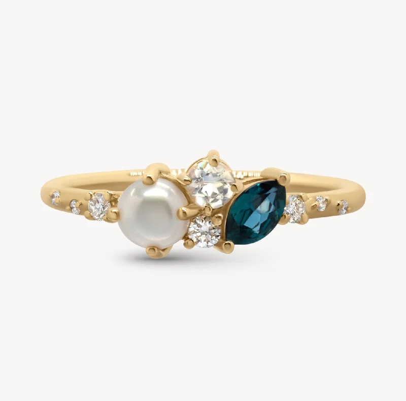 Women’s gemstone rings-Pearl Ocean Starry Cluster Ring